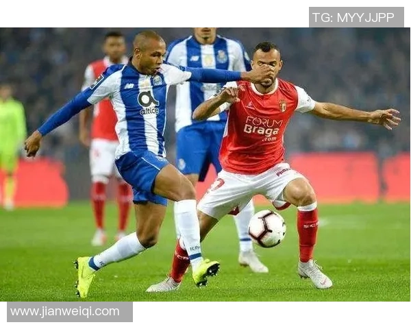 加拉塔萨雷主场迎战贝尔格莱德红星争夺欧战小组赛关键胜利 加拉塔萨雷主场迎战贝尔格莱德红星争夺欧战小组赛关键胜利