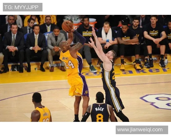 湖人对决爵士全场精彩回顾与赛后分析带你重温比赛亮点与精彩瞬间